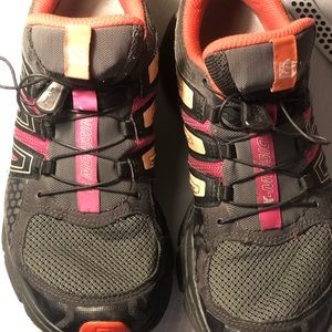 Women’s Salomon Tennis Shoes